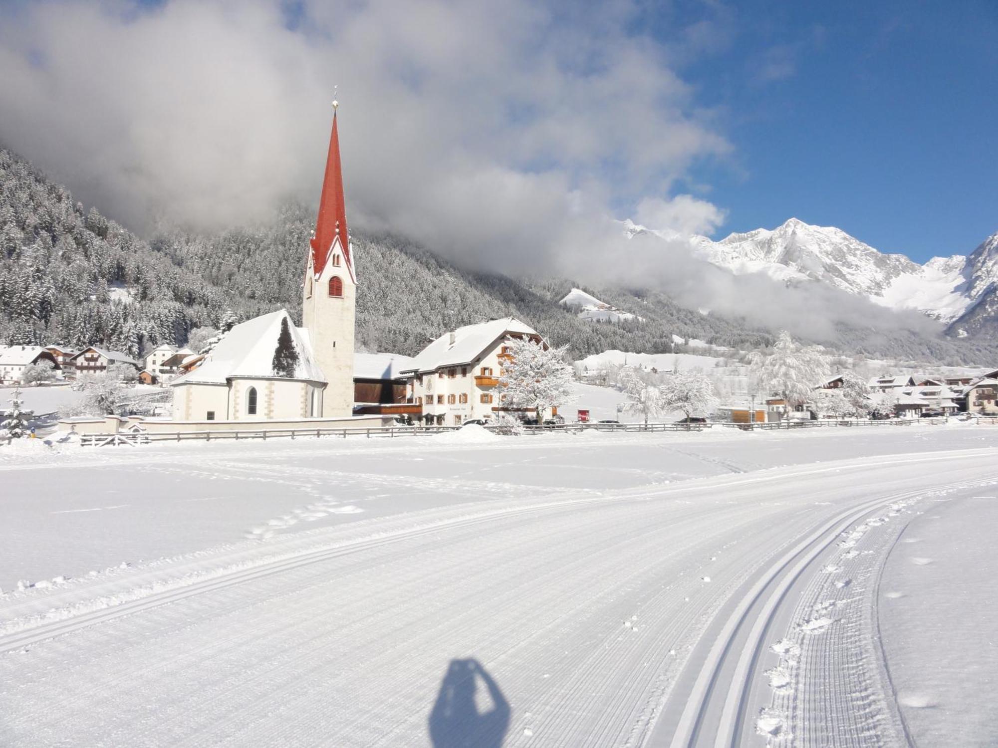 Hotel Messnerwirt Anterselva di Mezzo Exterior photo