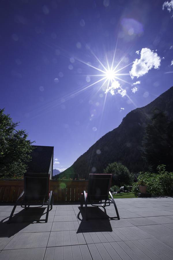 Hotel Messnerwirt Anterselva di Mezzo Exterior photo
