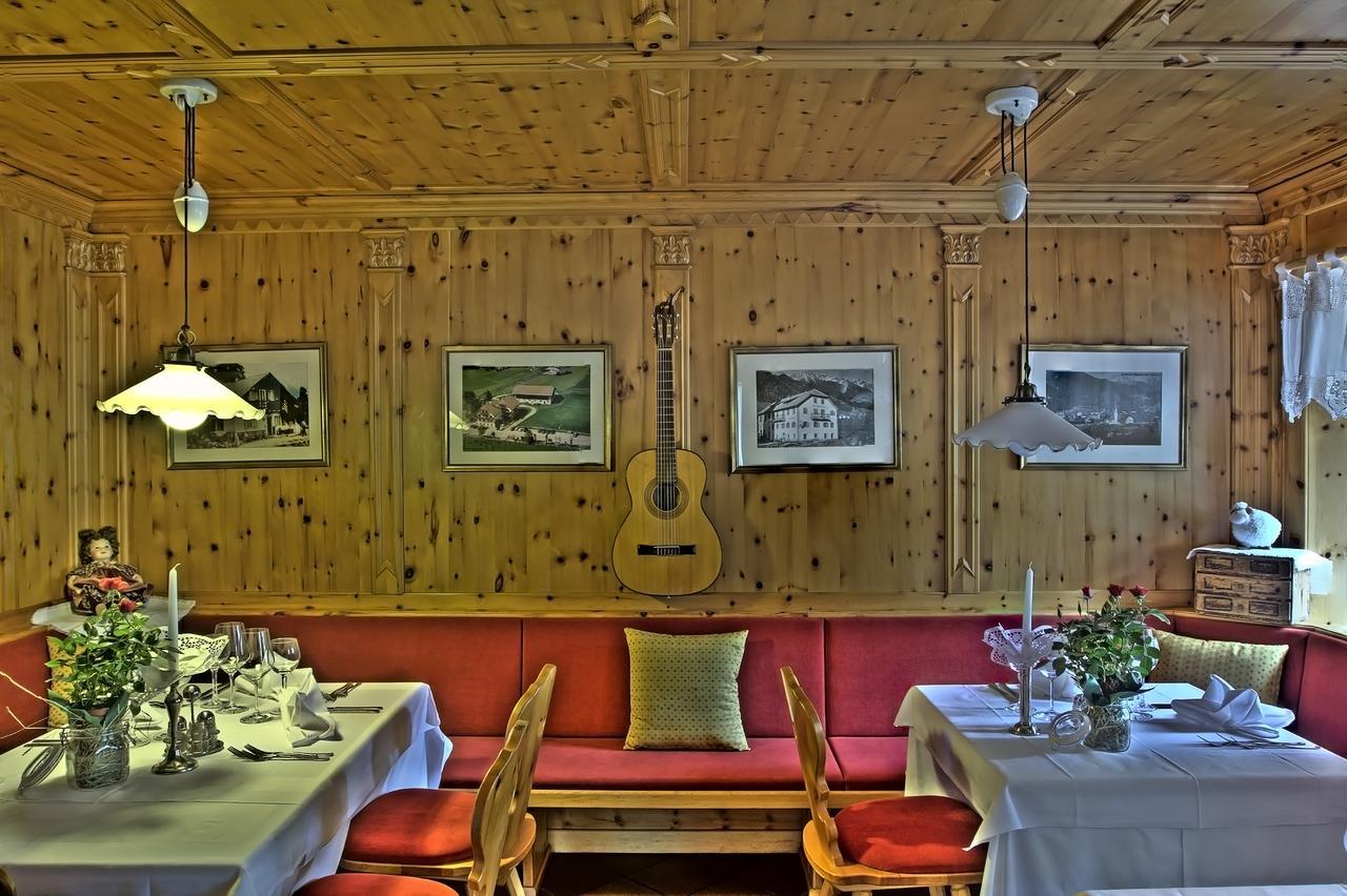 Hotel Messnerwirt Anterselva di Mezzo Exterior photo