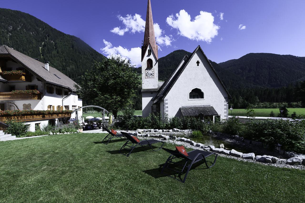 Hotel Messnerwirt Anterselva di Mezzo Exterior photo